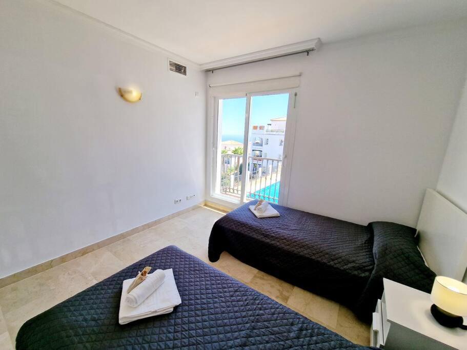 Las Palmeras Seaviews ميخاس المظهر الخارجي الصورة