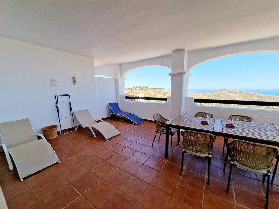 Las Palmeras Seaviews ميخاس المظهر الخارجي الصورة