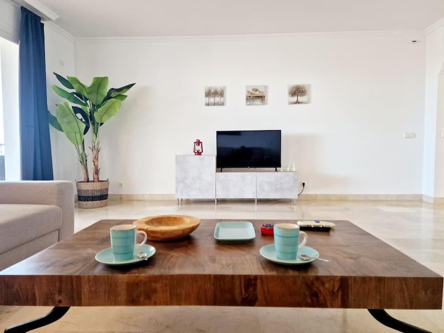 Las Palmeras Seaviews ميخاس المظهر الخارجي الصورة