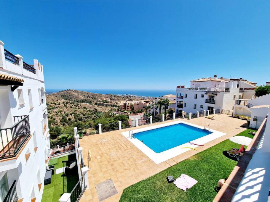 Las Palmeras Seaviews ميخاس المظهر الخارجي الصورة